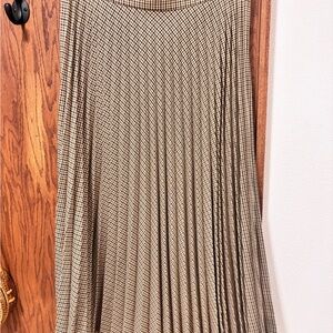 NWT Zara Long Pleated Skirt